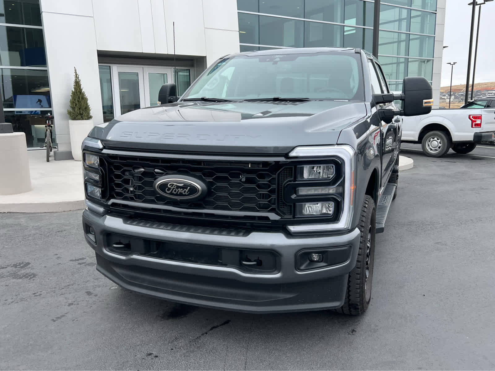 New 2026 Ford F350 XLT w/ XLT Premium Package AWD/4WD image 2