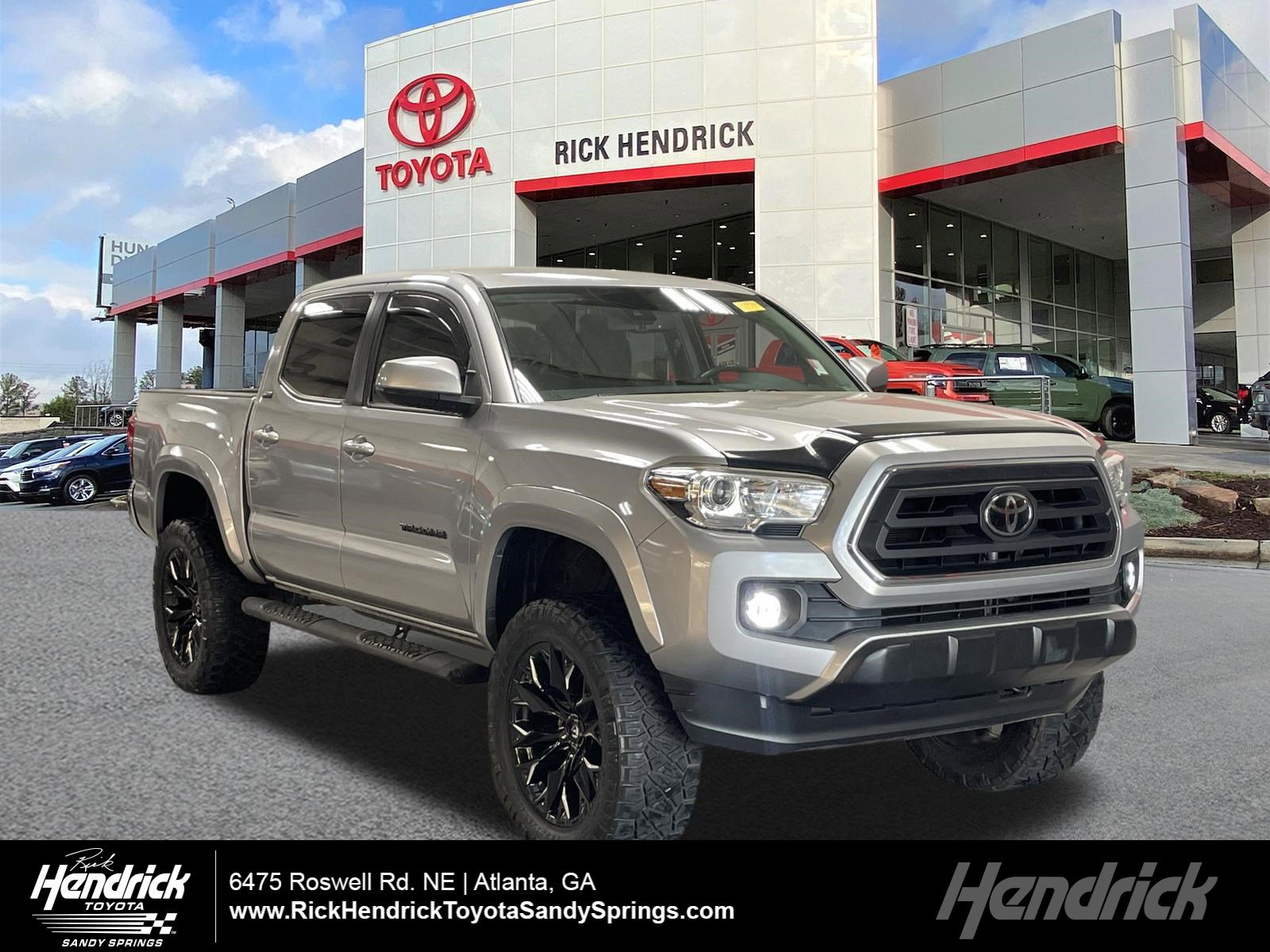 Used 2021 Toyota Tacoma SR5 RWD image 1