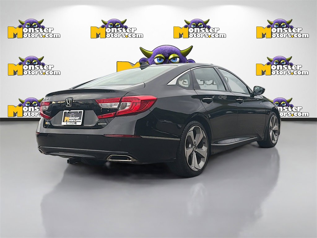 Used 2018 Honda Accord Touring image 5