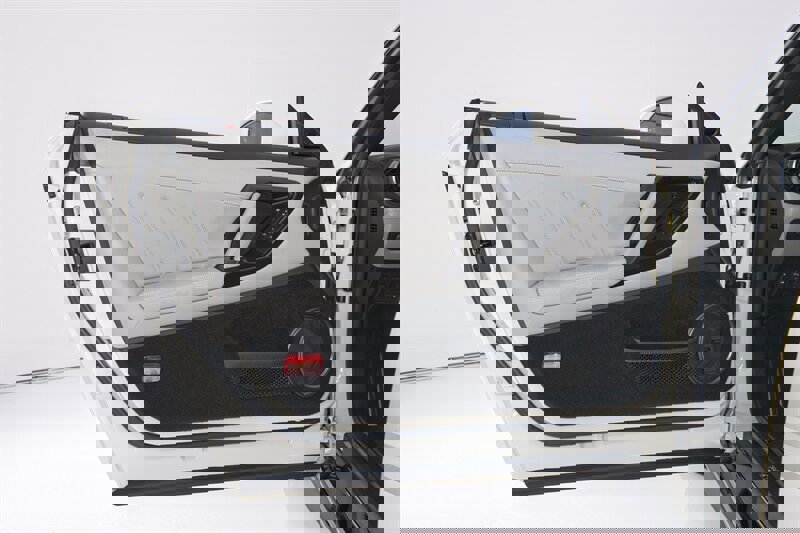 Used 2021 Nissan GT-R Premium image 14