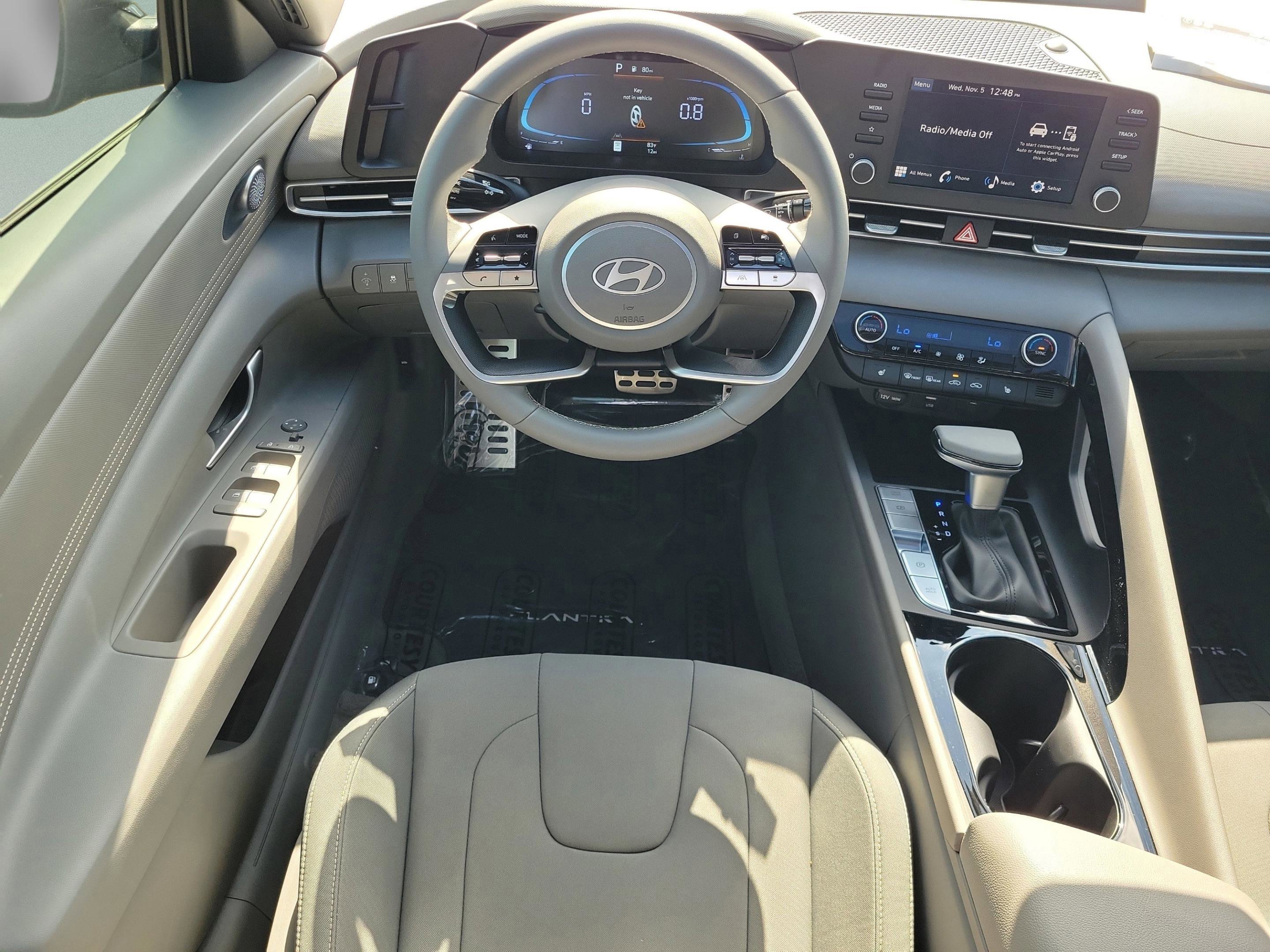 New 2026 Hyundai Elantra SEL Sport image 25