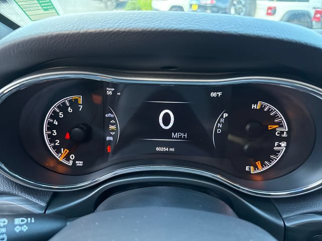 Used 2021 Jeep Grand Cherokee Laredo X AWD/4WD image 19