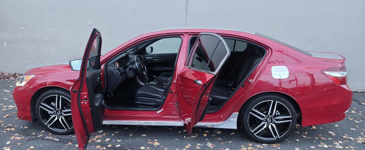 Used 2016 Honda Accord Sport image 9