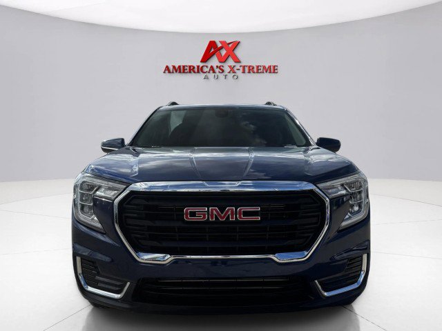 Used 2023 GMC Terrain SLE w/ Driver Convenience Package image 8