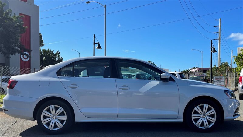 Used 2017 Volkswagen Jetta S FWD image 7