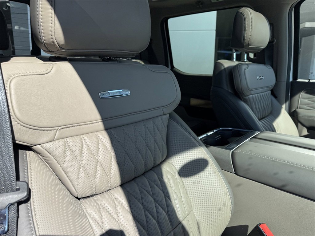 New 2025 Ford F350 Platinum w/ Platinum Plus Package image 8