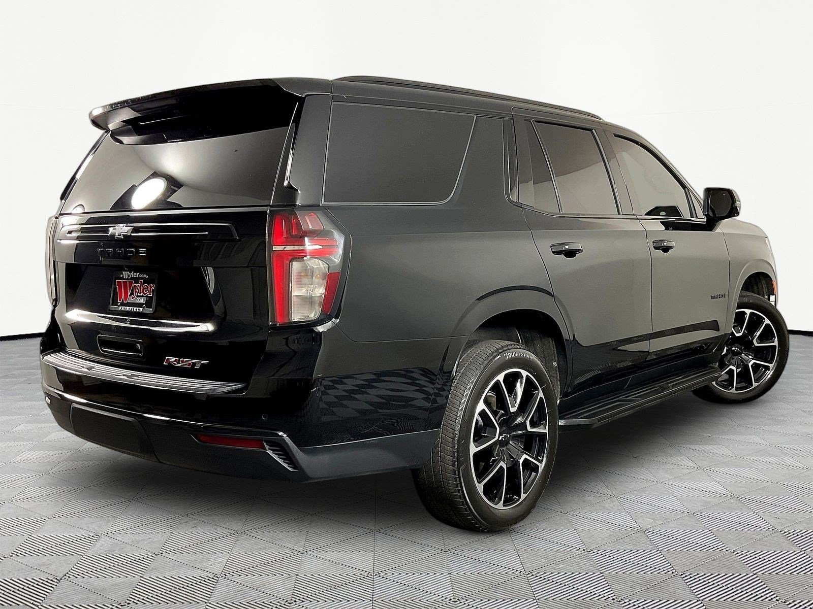 Used 2024 Chevrolet Tahoe RST w/ Luxury Package AWD/4WD image 6
