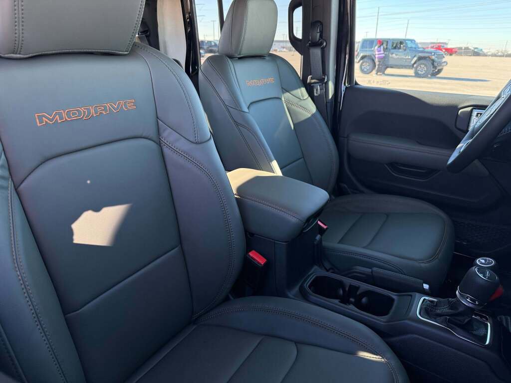 New 2026 Jeep Gladiator Mojave image 28
