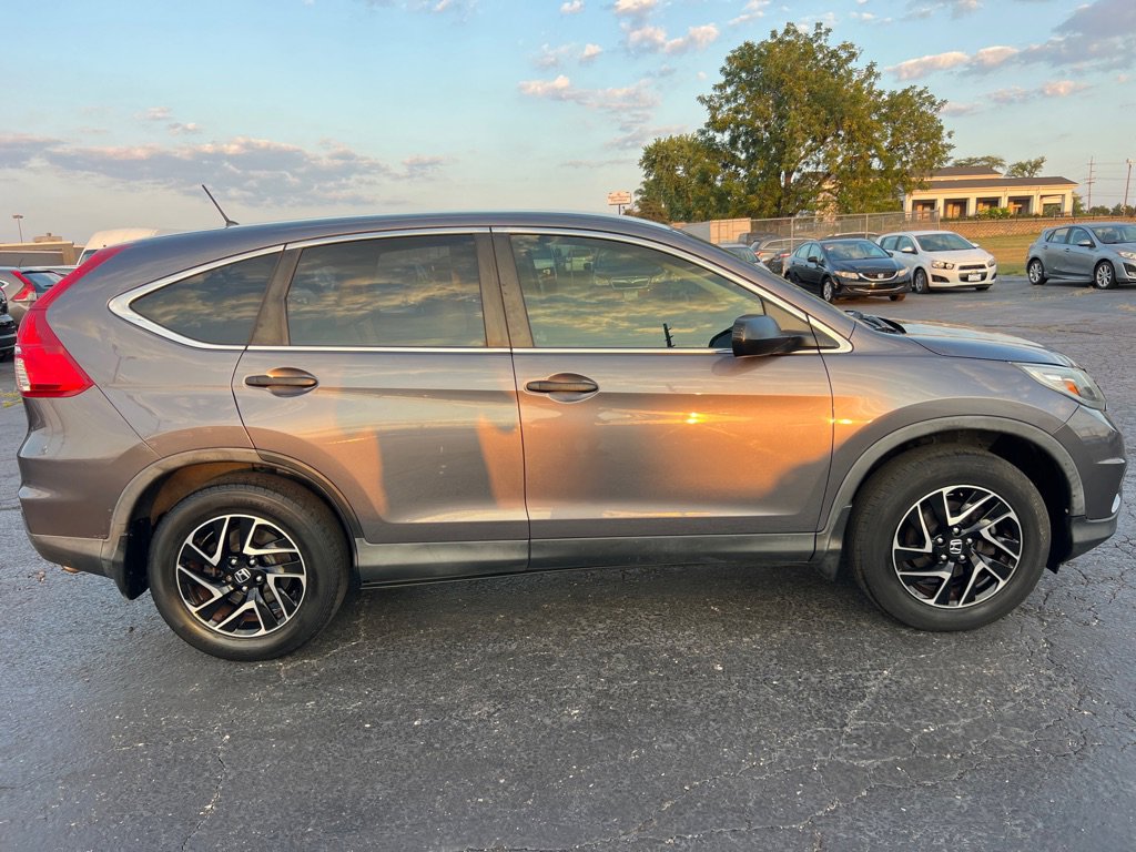 Used 2016 Honda CR-V SE image 8