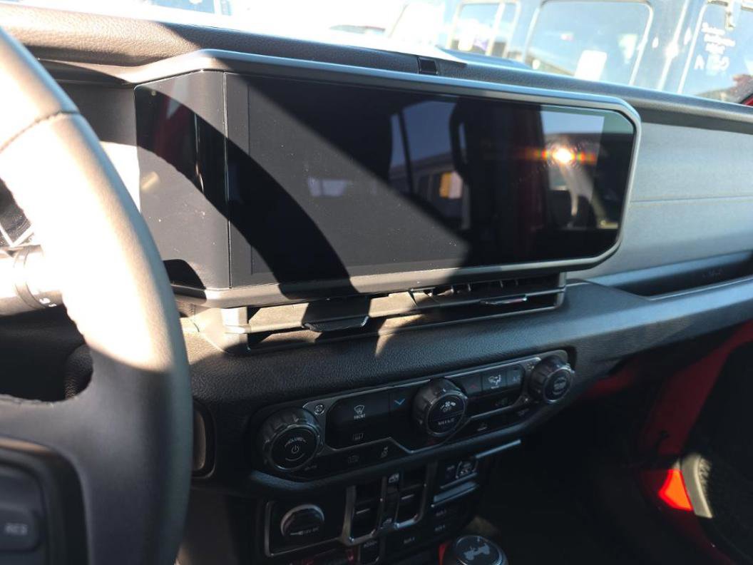 Used 2025 Jeep Wrangler Unlimited Sport S 4xe image 13