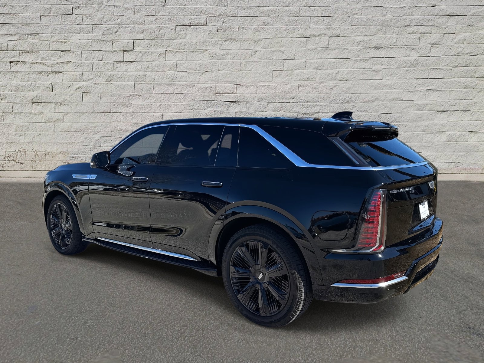 New 2025 Cadillac Escalade IQ Luxury 2 image 3