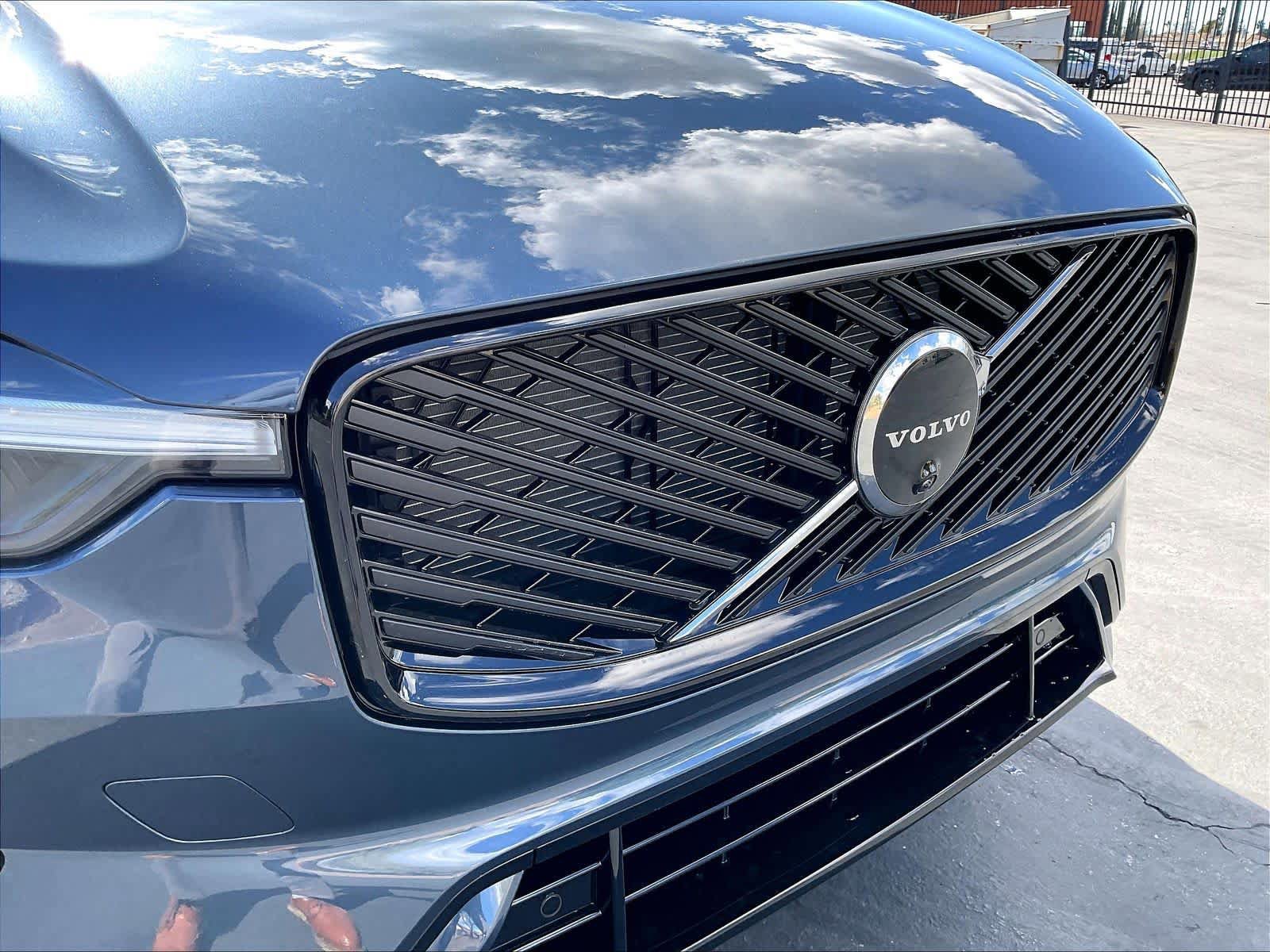 New 2026 Volvo XC60 B5 Plus w/ Climate Package AWD/4WD image 33