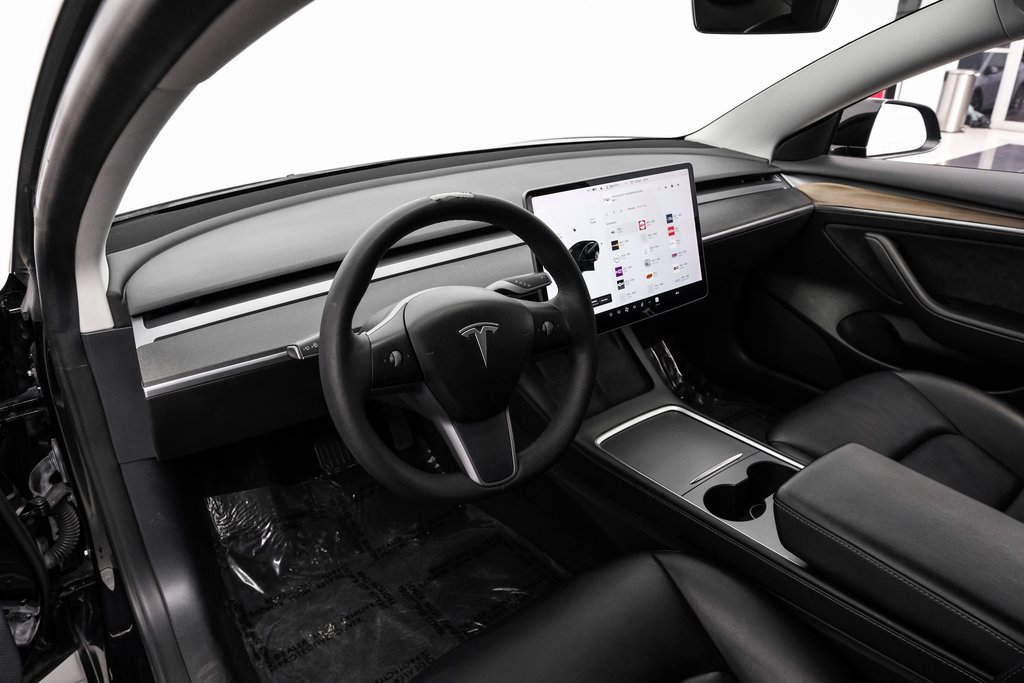 Used 2022 Tesla Model 3 Long Range image 3