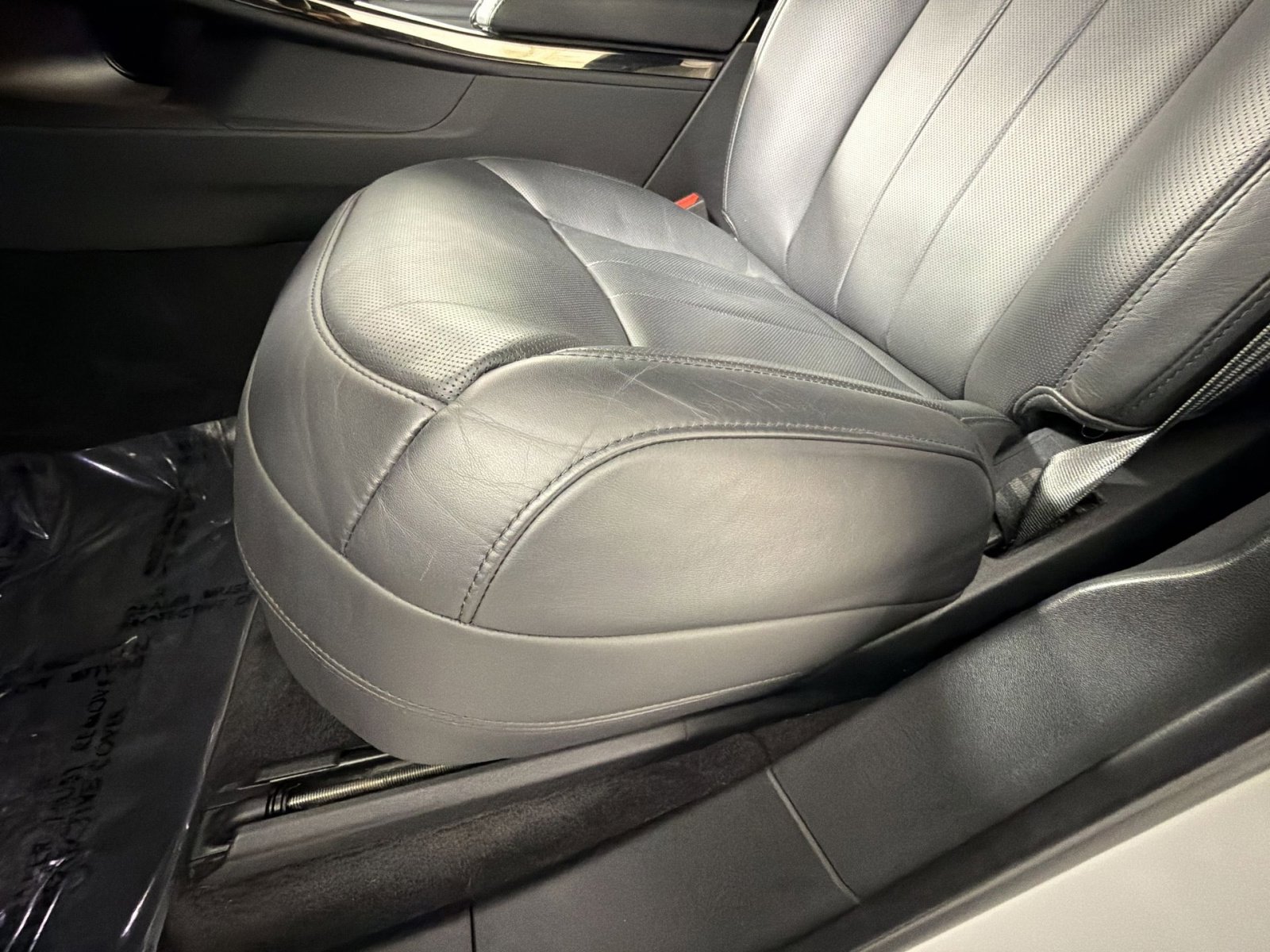 Used 2023 Land Rover Range Rover Sport SE Dynamic image 14