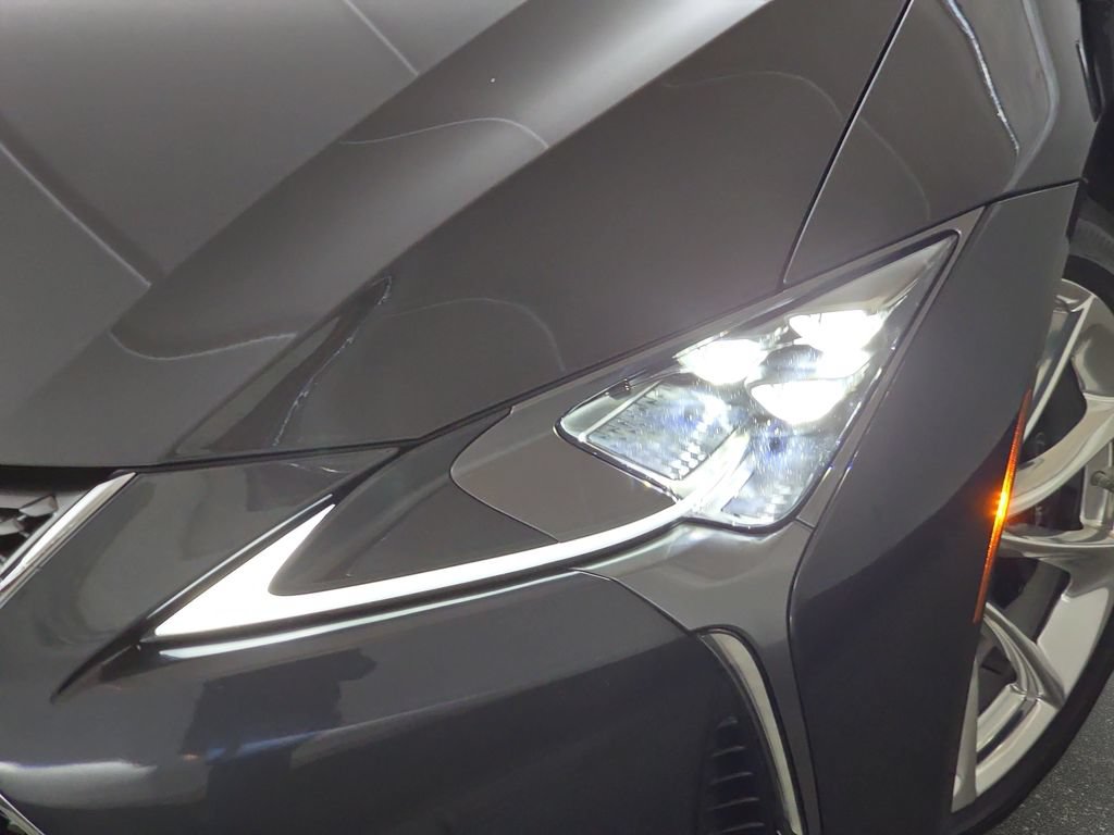 Used 2018 Lexus LC 500 Coupe w/ Touring Package RWD image 31