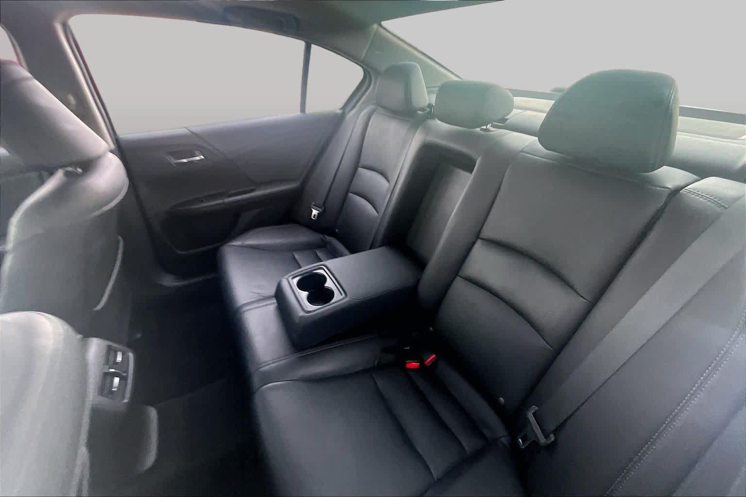 Used 2015 Honda Accord EX-L image 19