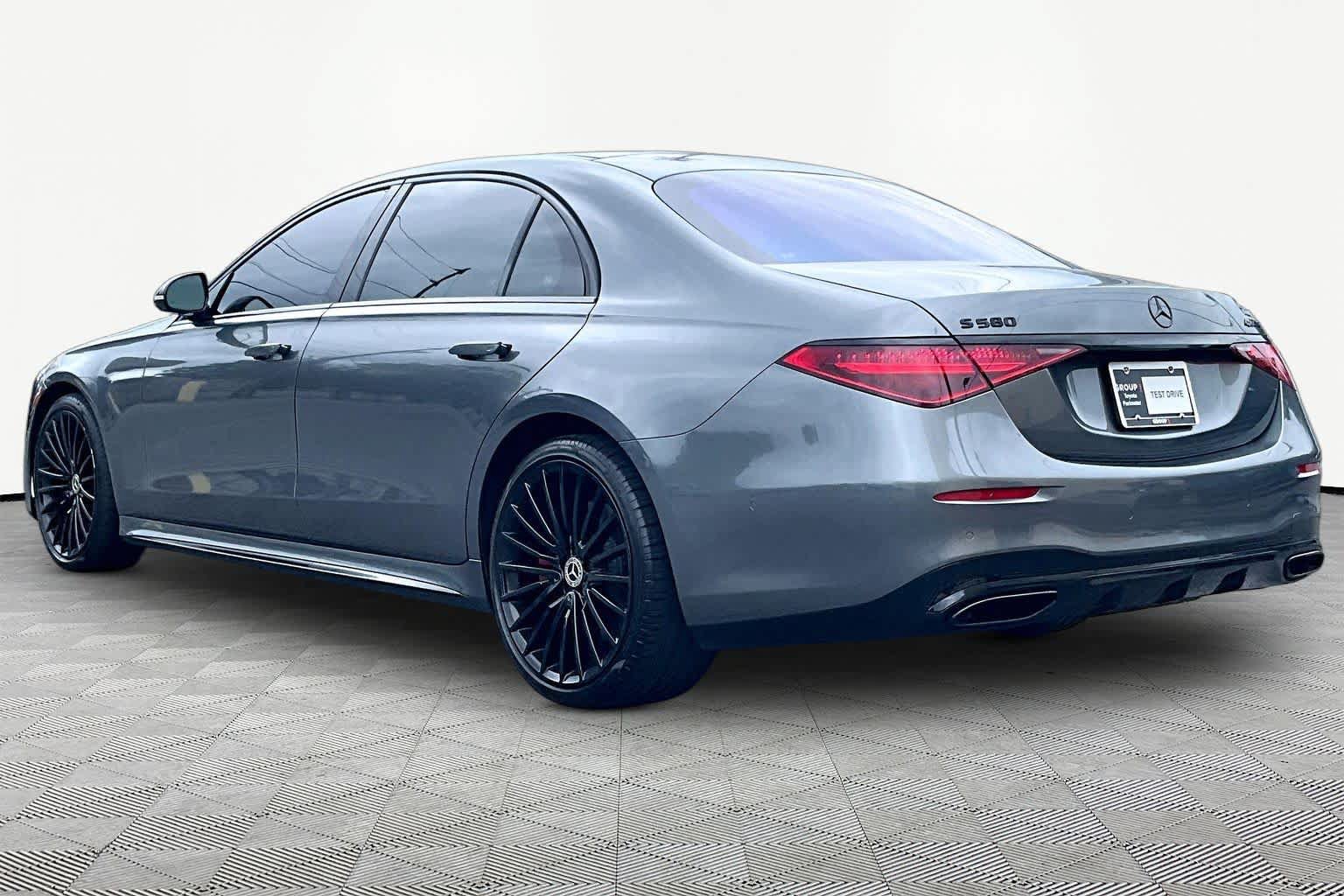 Used 2021 Mercedes-Benz S 580 4MATIC Sedan image 12