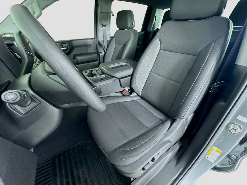 New 2026 Chevrolet Silverado 1500 Custom RWD image 12