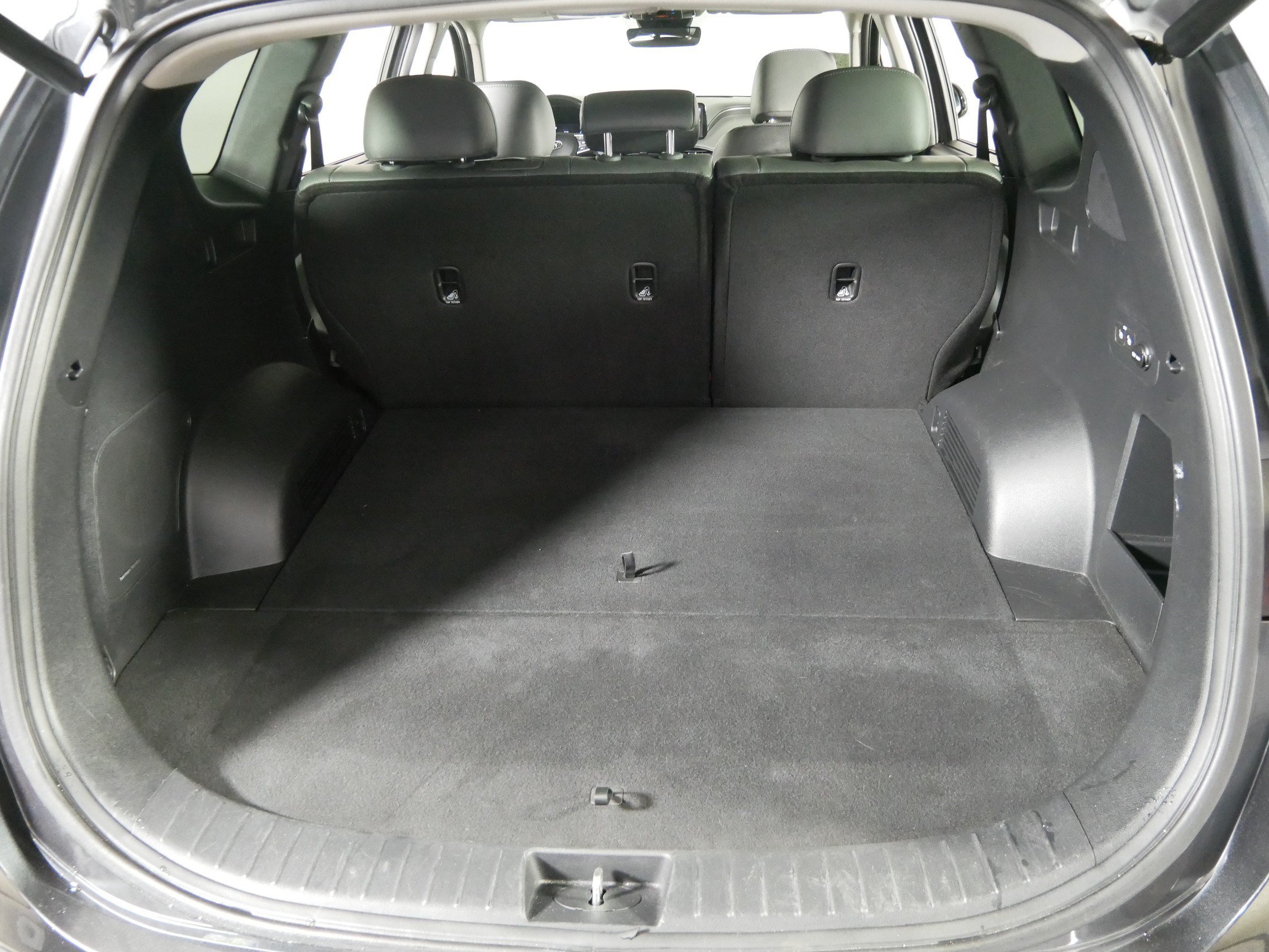 Used 2023 Hyundai Santa Fe SEL w/ Premium Package AWD/4WD image 18