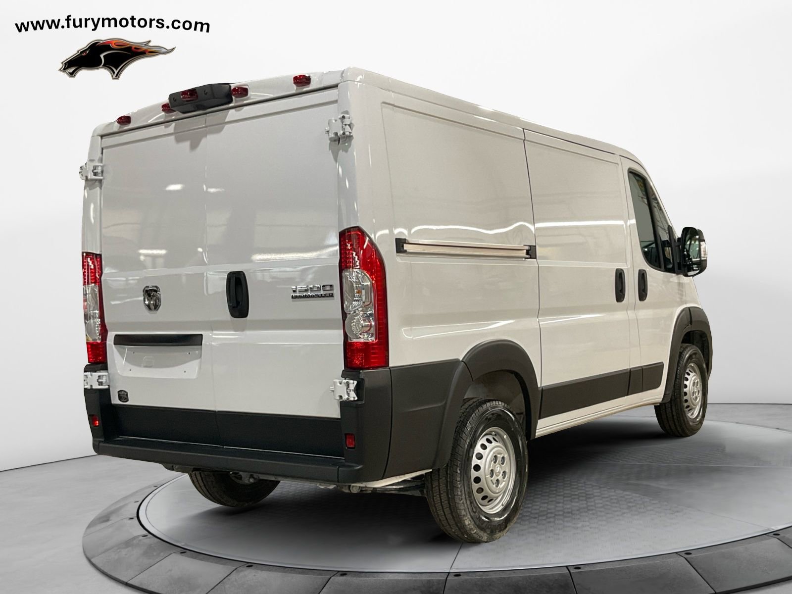 Used 2025 RAM ProMaster 1500 w/ Convenience Group image 3