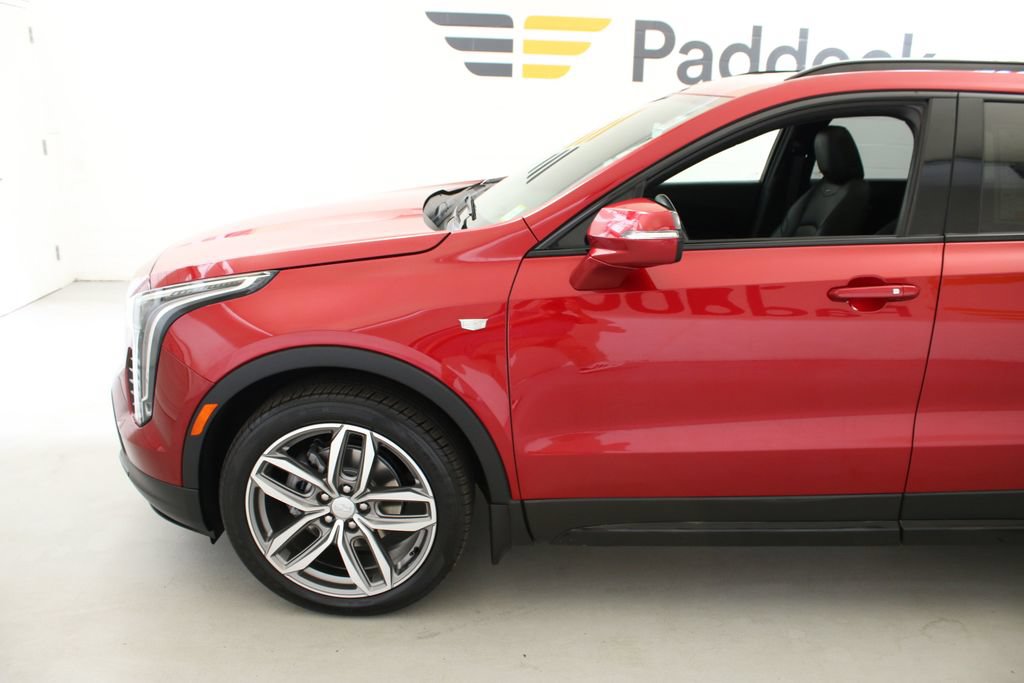 Used 2023 Cadillac XT4 Sport w/ Cold Weather Package AWD/4WD image 5