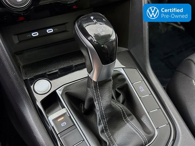 Certified 2023 Volkswagen Taos SEL image 18