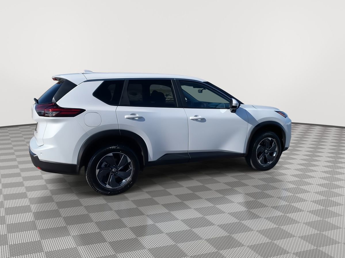 Used 2024 Nissan Rogue SV AWD/4WD image 7