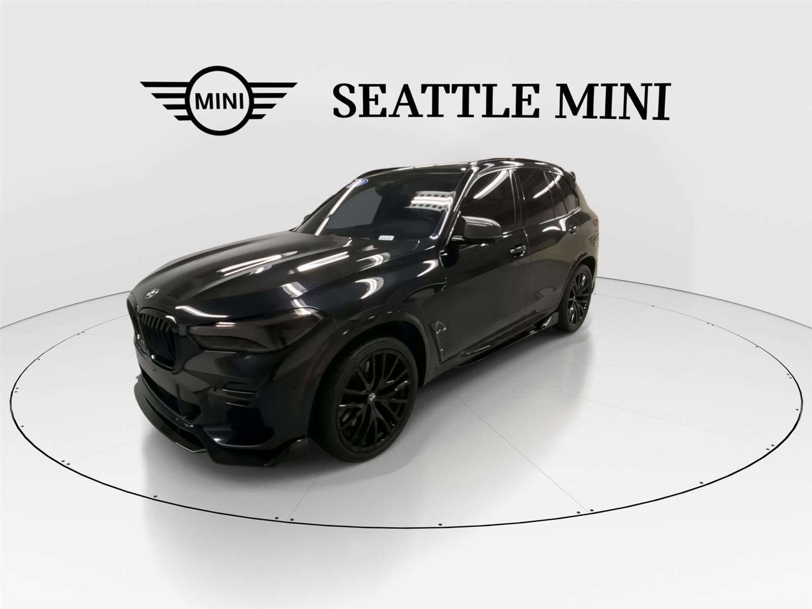 Used 2020 BMW X5 M50i w/ Executive Package image 5