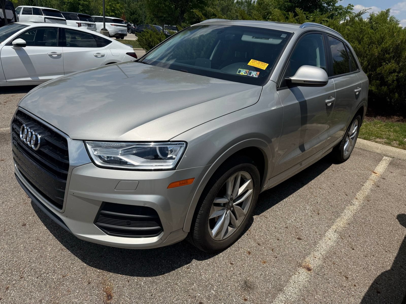 Used 2017 Audi Q3 2.0T Premium w/ Convenience Package AWD/4WD image 1