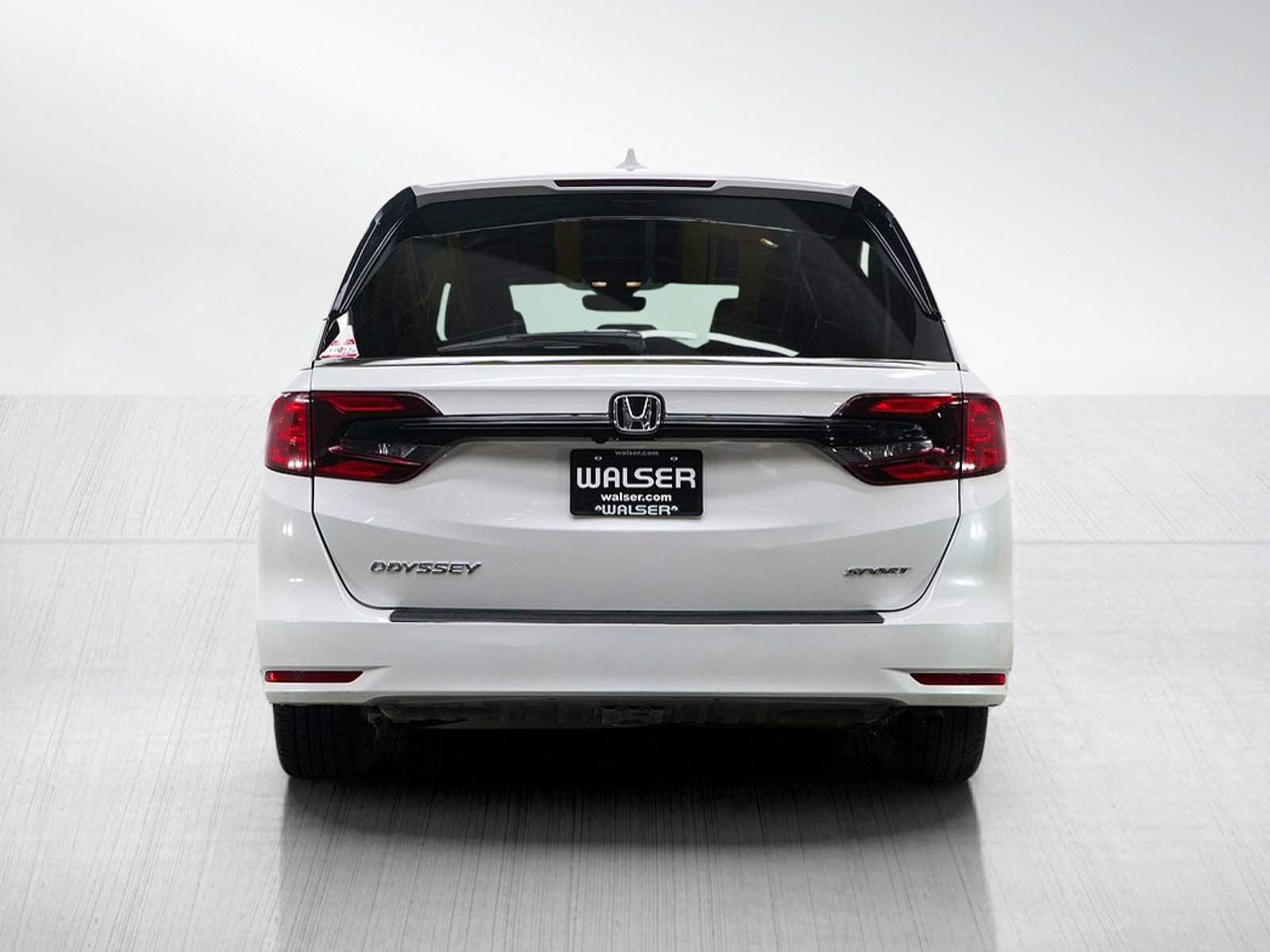 Used 2023 Honda Odyssey Sport image 4