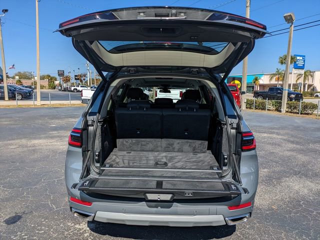 Used 2025 BMW X7 xDrive40i image 13