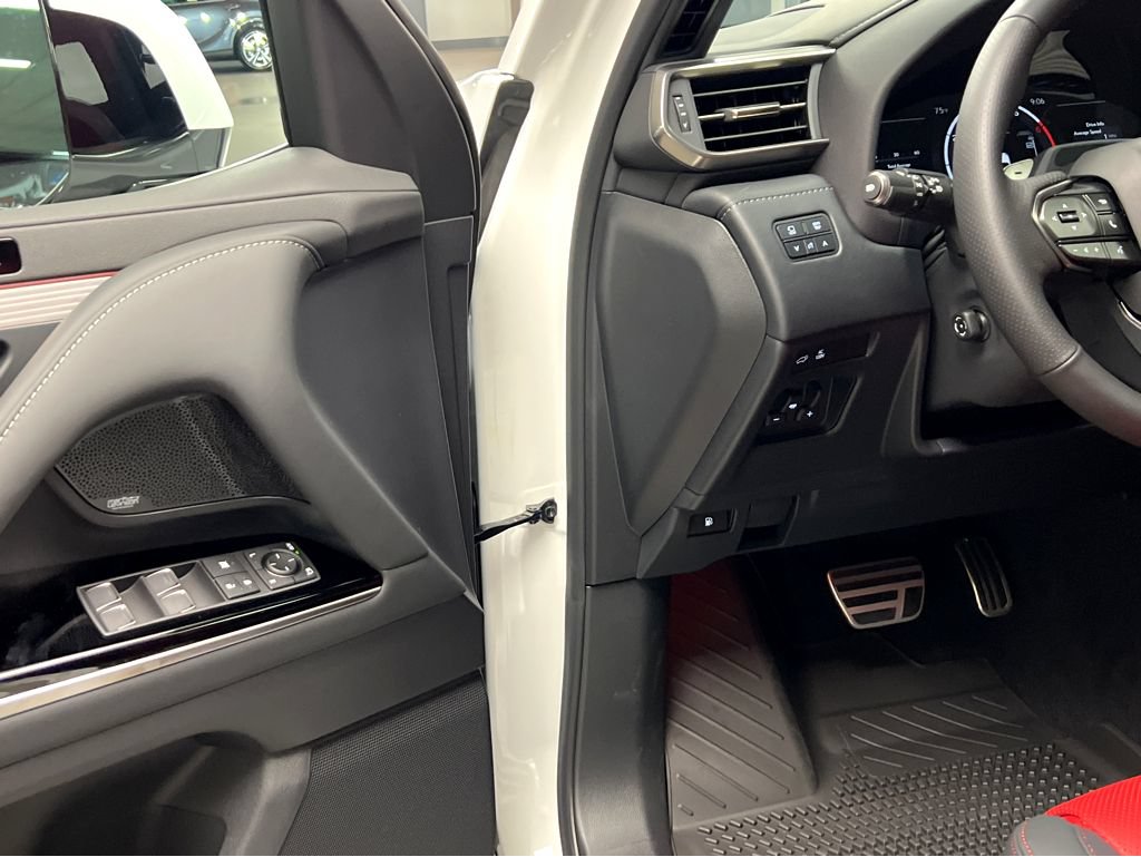 New 2026 Lexus LX 700h F Sport AWD/4WD image 42