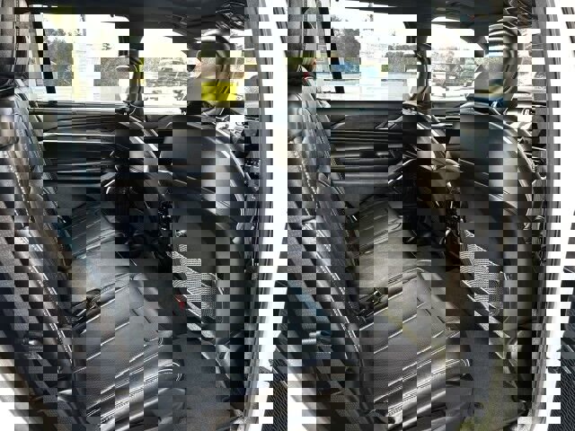 Used 2025 Jeep Grand Cherokee L Overland w/ Advanced Protech Group III image 19