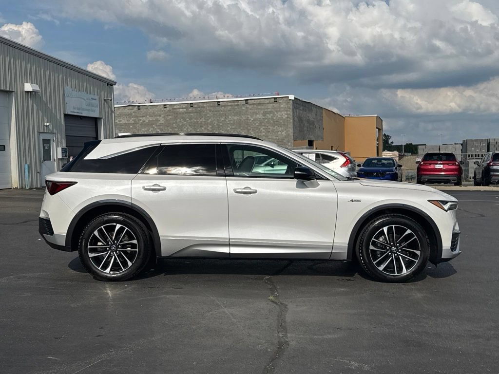 Used 2024 Acura ZDX A-Spec AWD/4WD image 8
