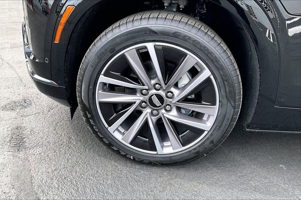 New 2026 Cadillac Vistiq Sport image 13