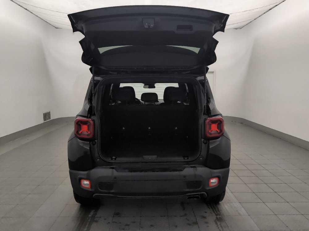 Used 2021 Jeep Renegade Latitude w/ Luxury Group II AWD/4WD image 29