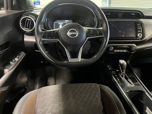 Used 2024 Nissan Kicks SR FWD image 21