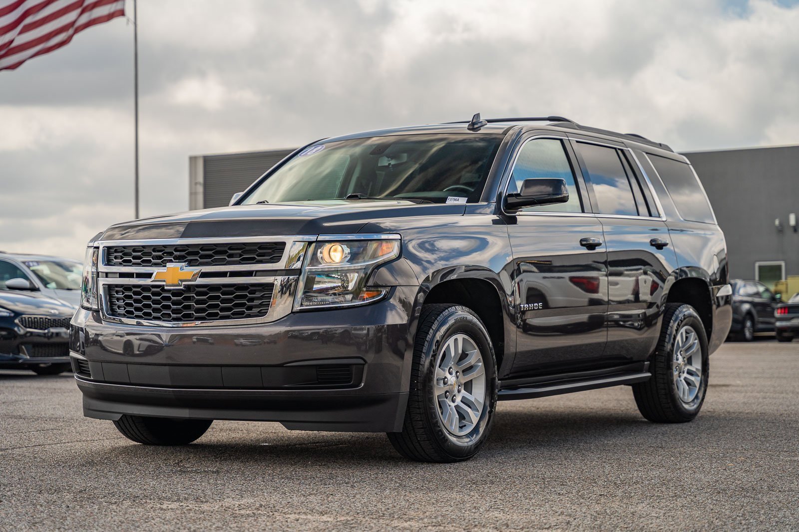 Used 2018 Chevrolet Tahoe LS w/ Max Trailering Package image 3