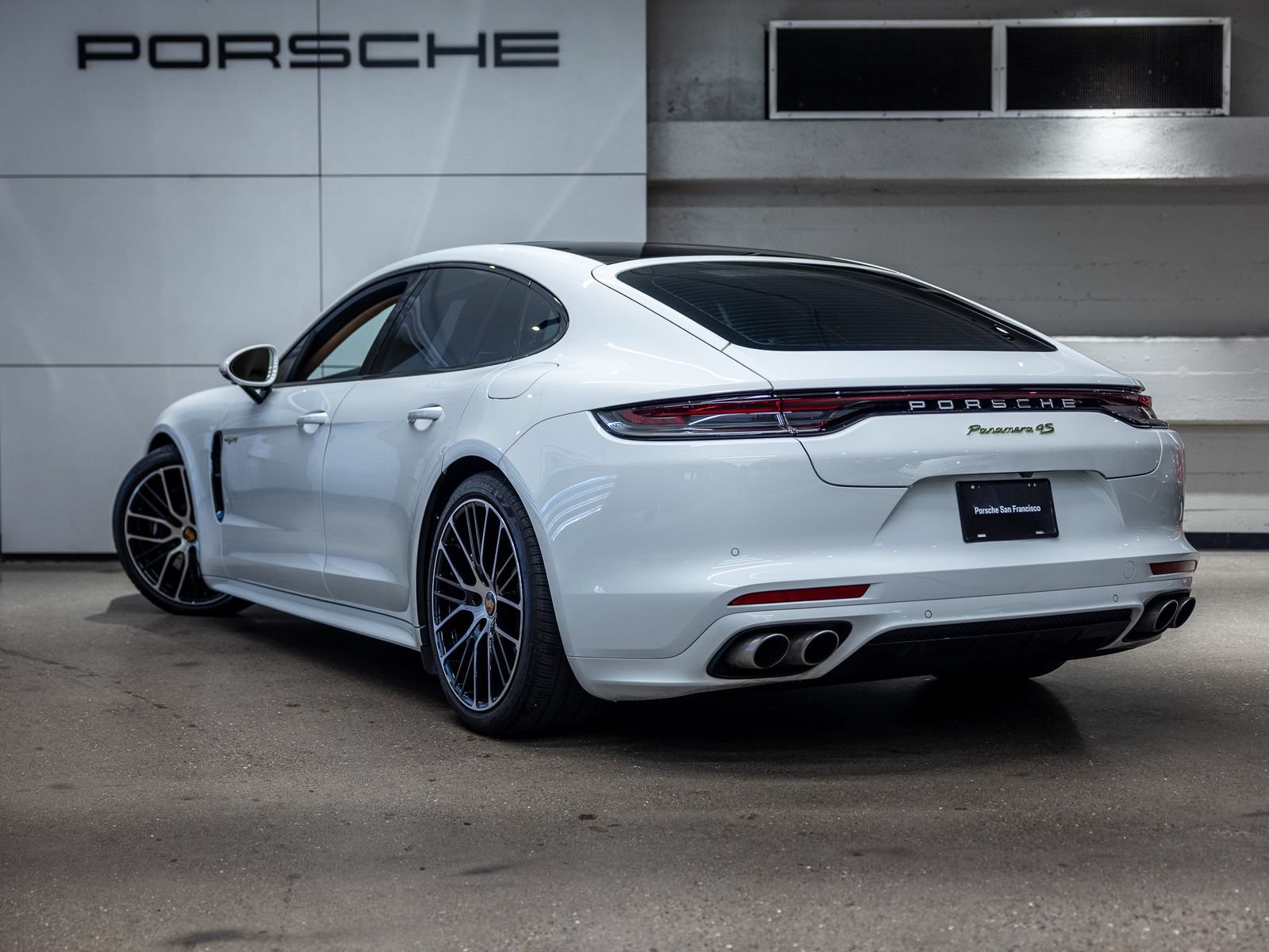 Certified 2023 Porsche Panamera 4S AWD/4WD image 3