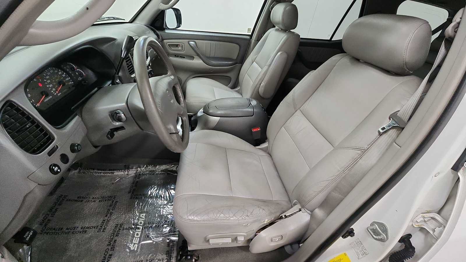 Used 2002 Toyota Sequoia Limited AWD/4WD image 13