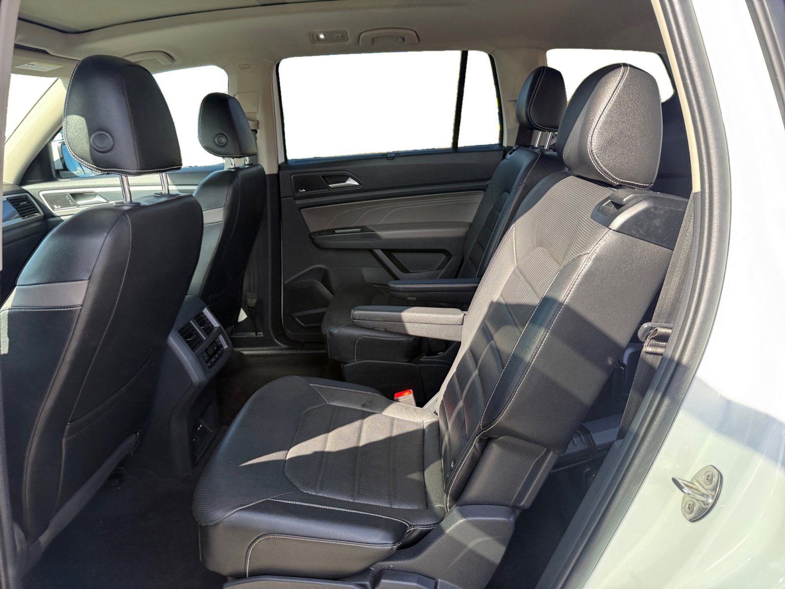 Certified 2021 Volkswagen Atlas SEL Premium image 16