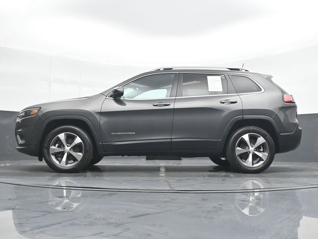 Used 2021 Jeep Cherokee Limited image 18