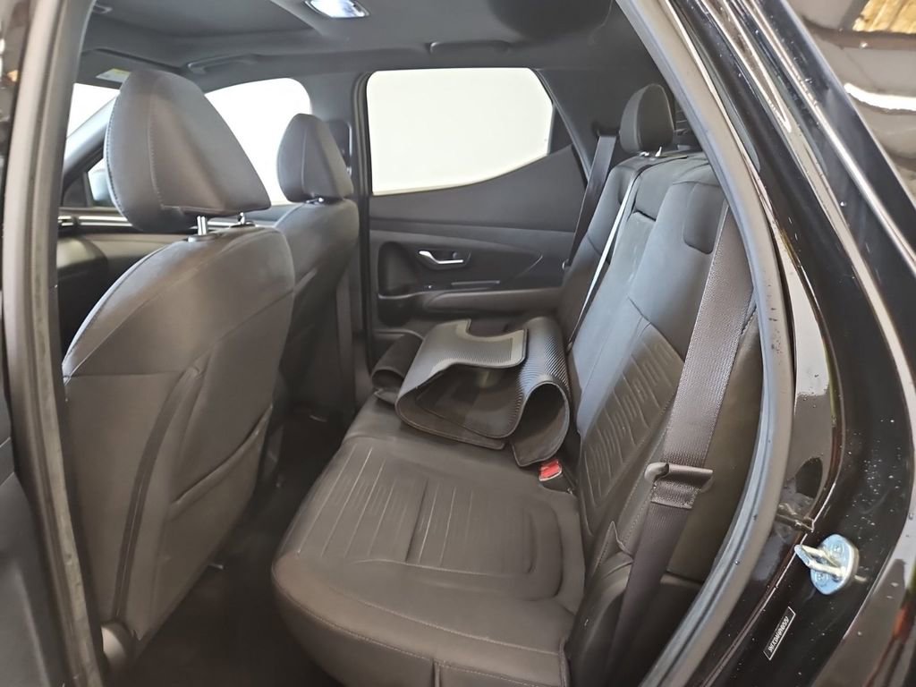 Used 2023 Hyundai Santa Cruz Night image 18