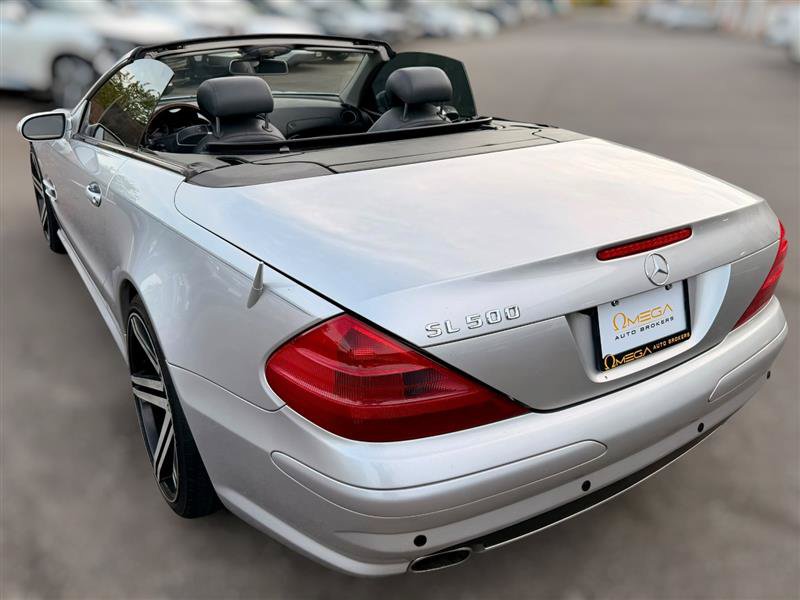 Used 2005 Mercedes-Benz SL 500 w/ AMG Sport Pkg image 11