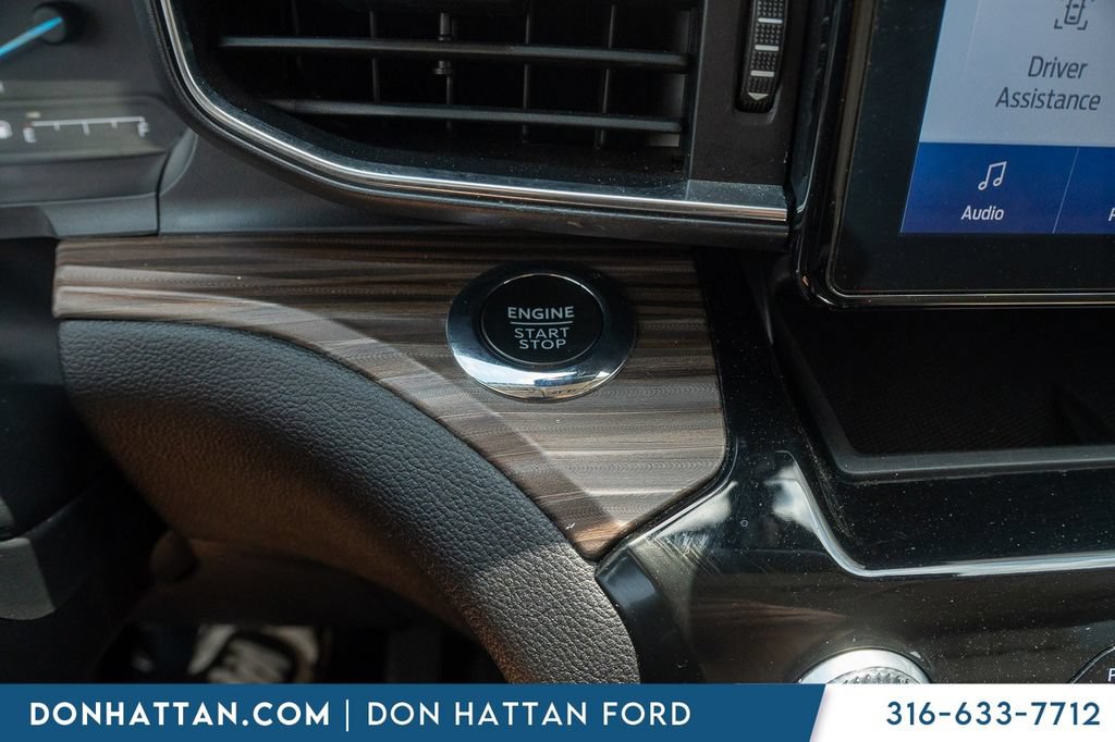 Certified 2023 Ford Explorer Limited AWD/4WD image 12