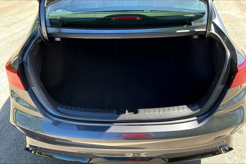 Used 2024 Kia Forte GT-Line FWD image 7