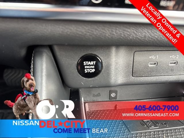 Used 2026 Nissan Rogue Platinum w/ Platinum Premium Package AWD/4WD image 31