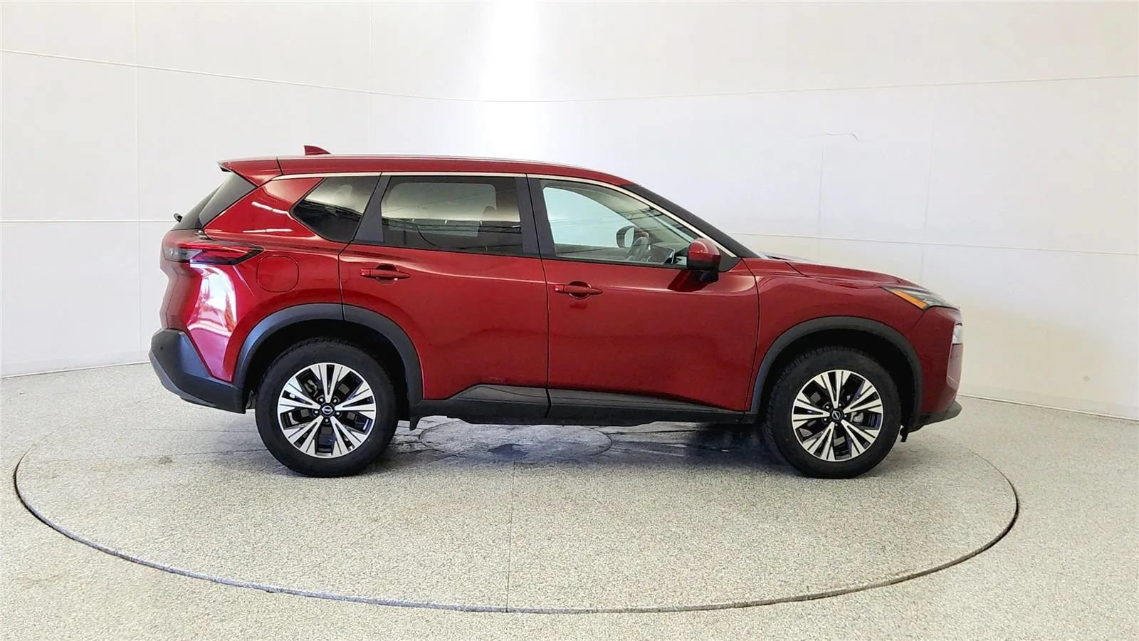Used 2023 Nissan Rogue SV FWD image 8