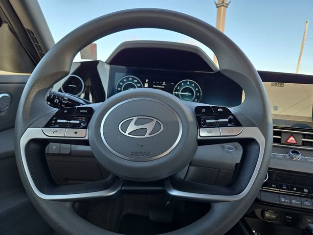 Certified 2024 Hyundai Elantra SEL image 16