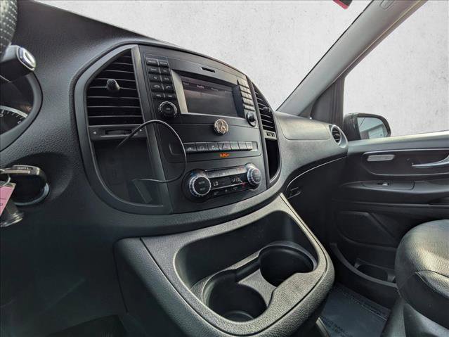 Used 2016 Mercedes-Benz Metris Passenger image 15
